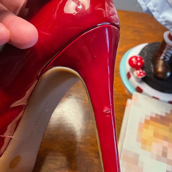 Gianni Bini 7 1/2 Royal Red Heels - Picture 8 of 8